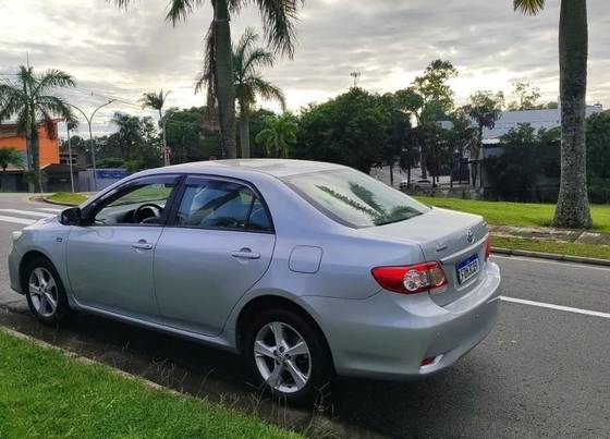 TOYOTA COROLLA 2.0 XEI 16V FLEX 4P AUTOMÁTICO
